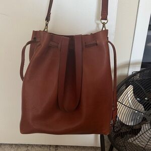 Elegant Brown Leather Bucket Bag Madewell
